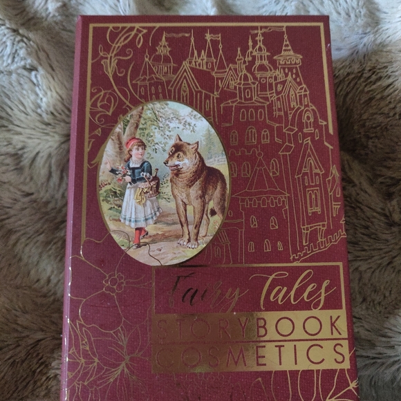 Little Red Riding Hood Palette - Picture 3 of 6